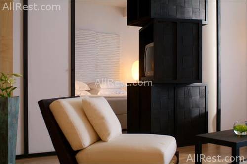 Londa Beach Hotel 3